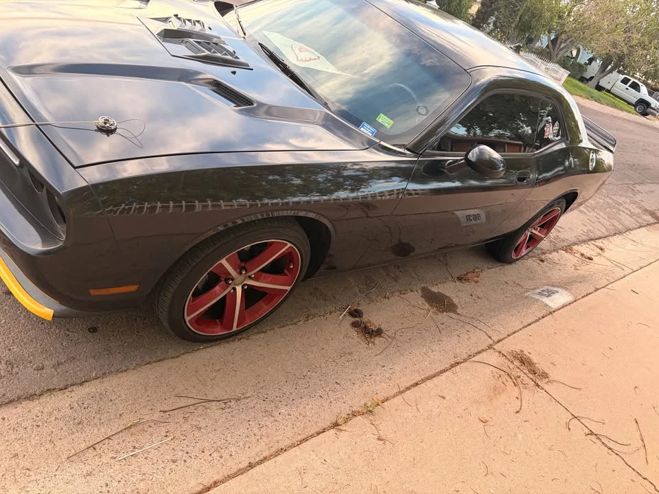 2010 Dodge Challenger 3rd Gen - Image 2 of 10