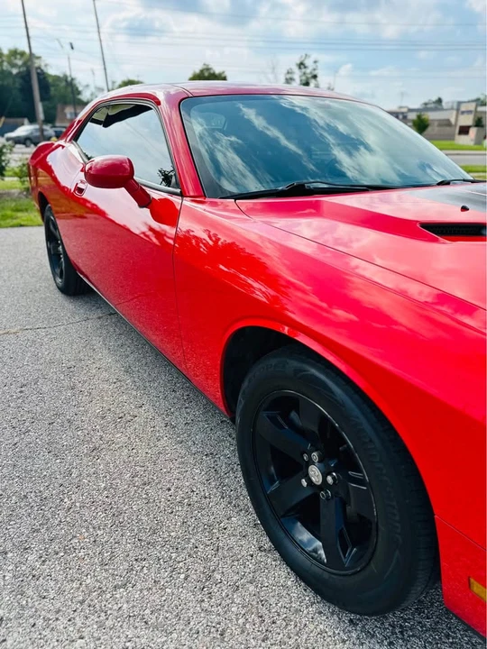 2010 Dodge Challenger 3rd Gen - Image 17 of 20