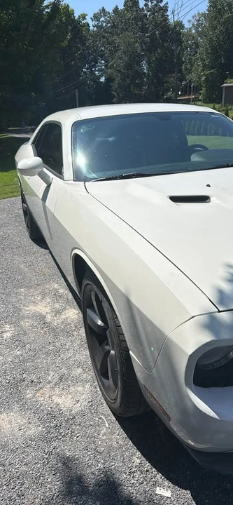 2010 Dodge Challenger 3rd Gen - Image 3 of 12