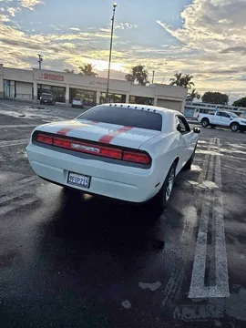 2010 Dodge Challenger Coupe 2D