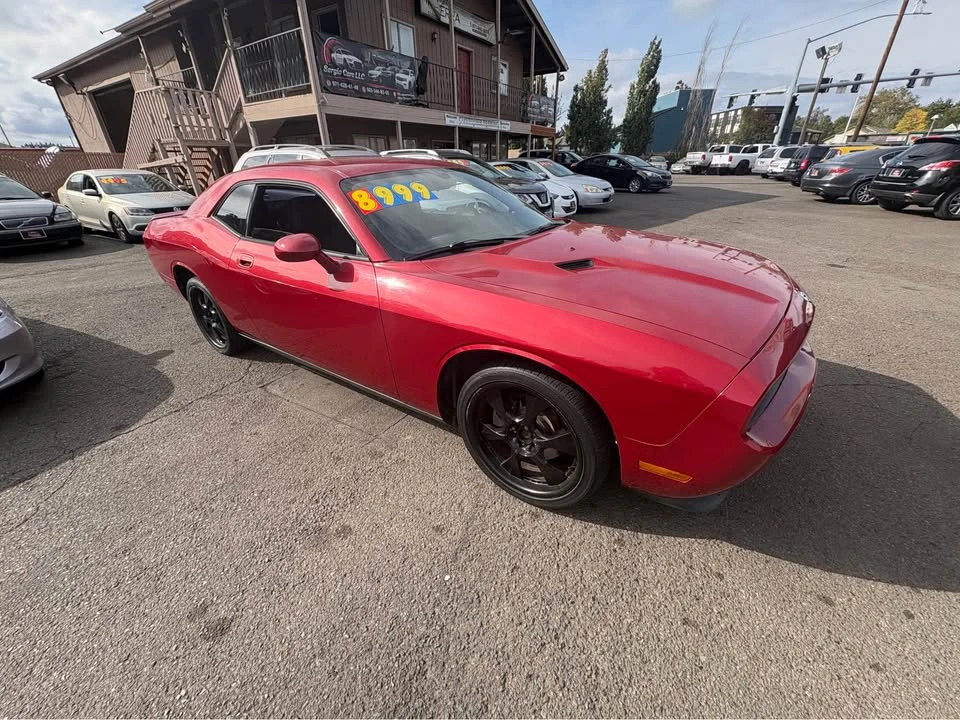 2010 Dodge Challenger 3rd Gen - Image 2 of 8