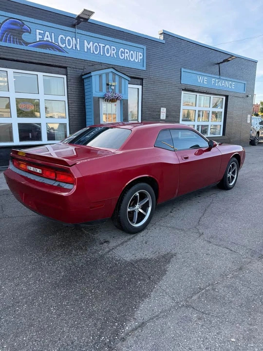 2010 Dodge Challenger 3rd Gen - Image 5 of 10