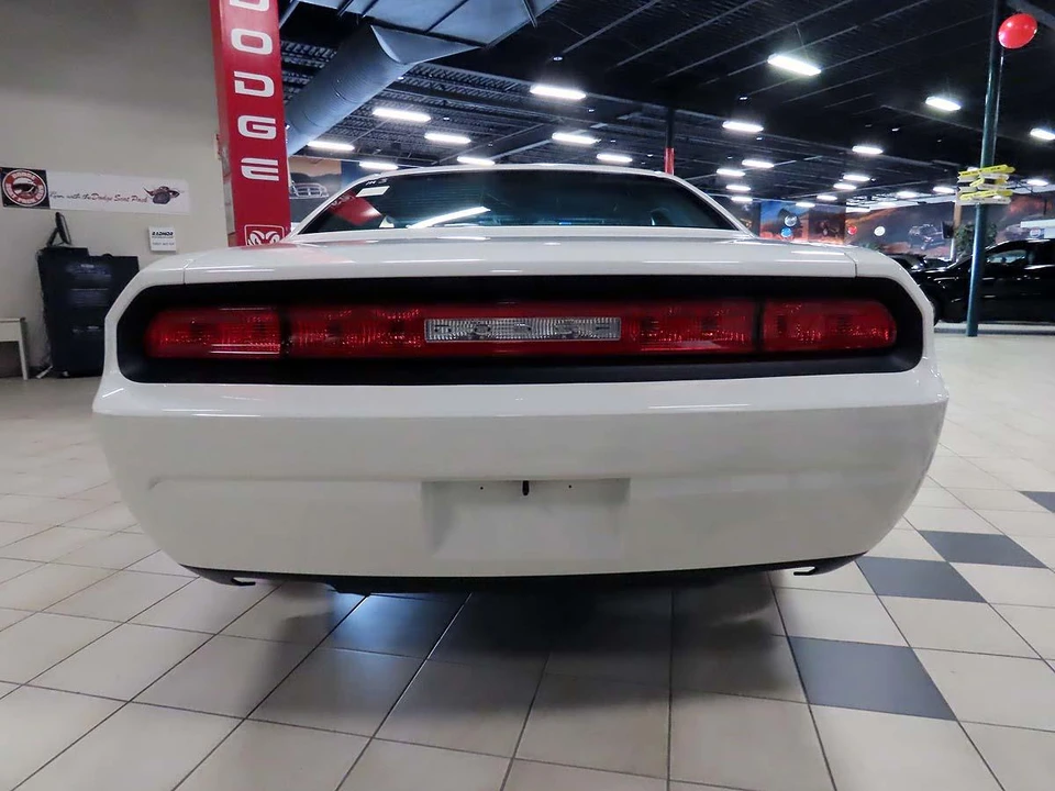 2010 Dodge Challenger 3rd Gen - Image 4 of 25