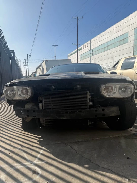 2010 Dodge Challenger 3rd Gen - Image 3 of 3