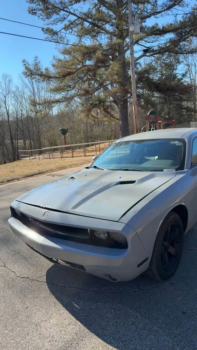 2010 Dodge Challenger 3rd Gen - Image 4 of 5