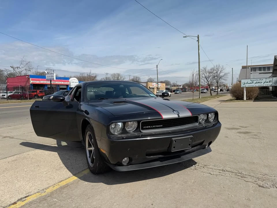 2010 Dodge Challenger 3rd Gen - Image 19 of 19