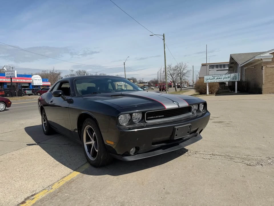 2010 Dodge Challenger 3rd Gen - Image 3 of 19