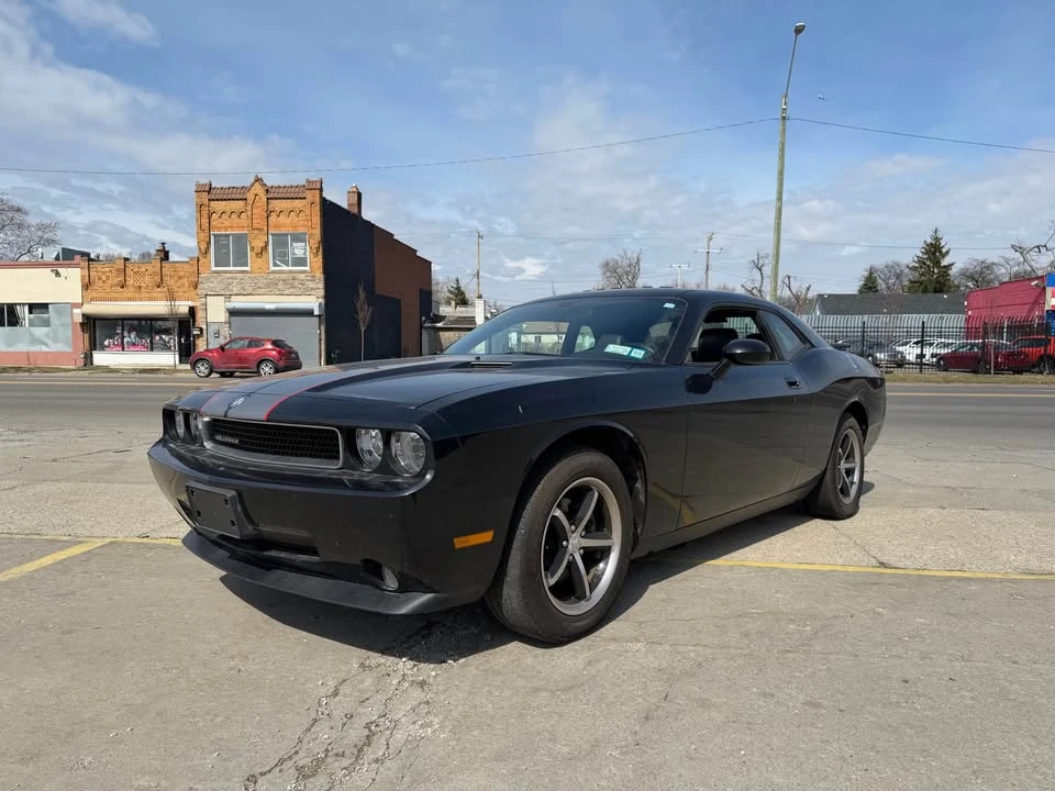 2010 Dodge Challenger 3rd Gen - Image 2 of 19