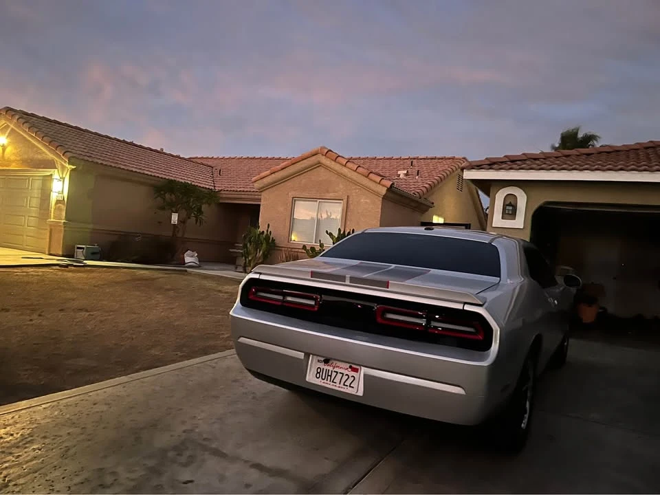 2010 Dodge Challenger 3rd Gen - Image 5 of 8