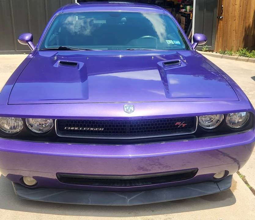 2010 Dodge Challenger 3rd Gen - Image 4 of 13