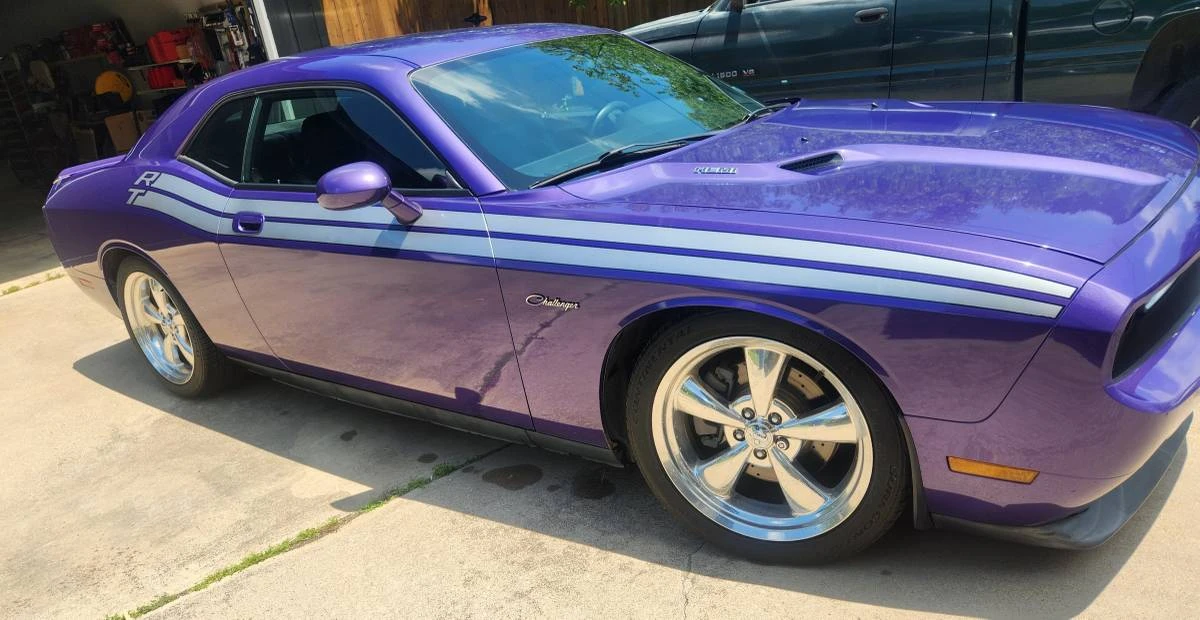 2010 Dodge Challenger 3rd Gen - Image 4 of 14