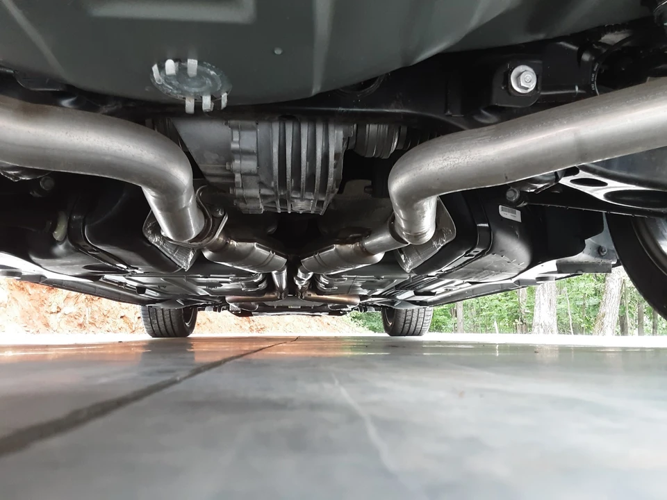 2010 Dodge Challenger 3rd Gen - Image 12 of 13