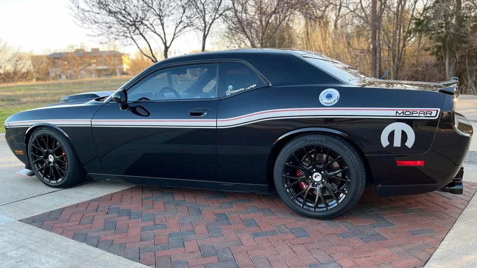 2010 Dodge Challenger 3rd Gen - Image 6 of 7