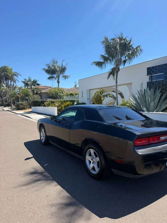 2010 Dodge Challenger 3rd Gen - Image 3 of 7