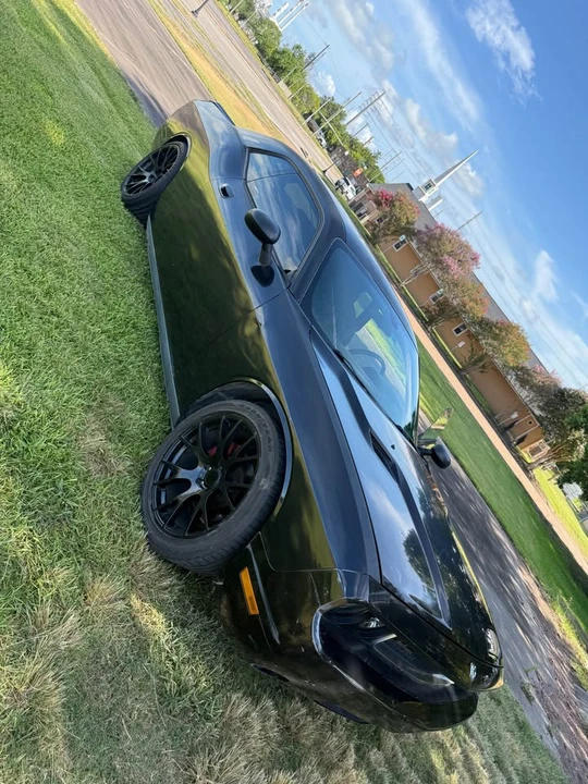 2010 Dodge Challenger 3rd Gen - Image 3 of 8