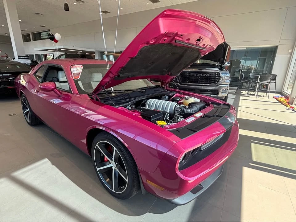 2010 Dodge Challenger 3rd Gen - Image 2 of 7