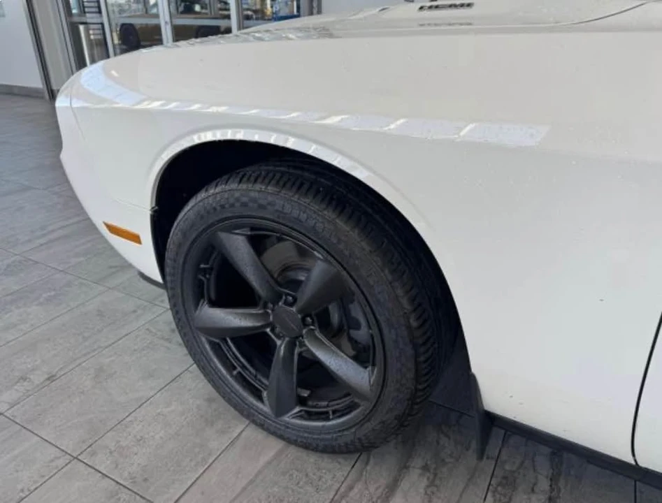 2010 Dodge Challenger 3rd Gen - Image 16 of 16