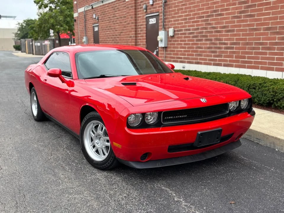 2010 Dodge Challenger 3rd Gen - Image 5 of 15