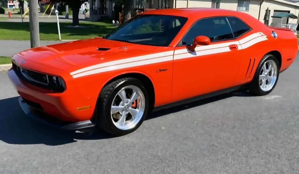 2010 Dodge Challenger 3rd Gen - Image 2 of 6
