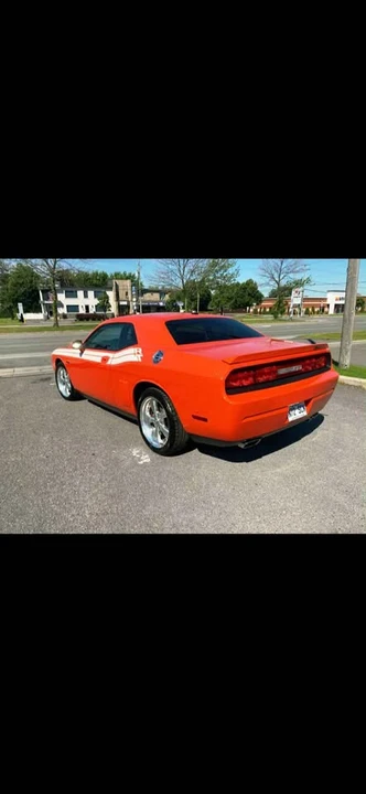 2010 Dodge Challenger 3rd Gen - Image 6 of 6