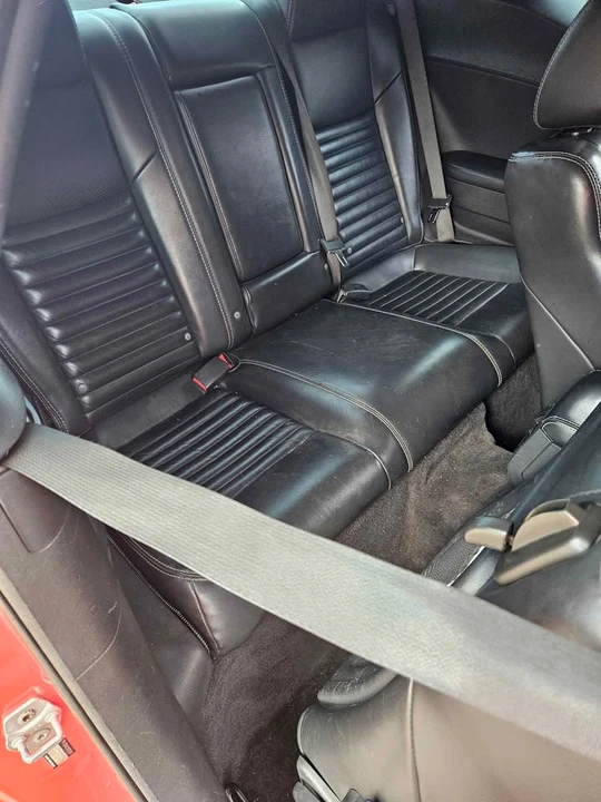 2010 Dodge Challenger 3rd Gen - Image 8 of 9