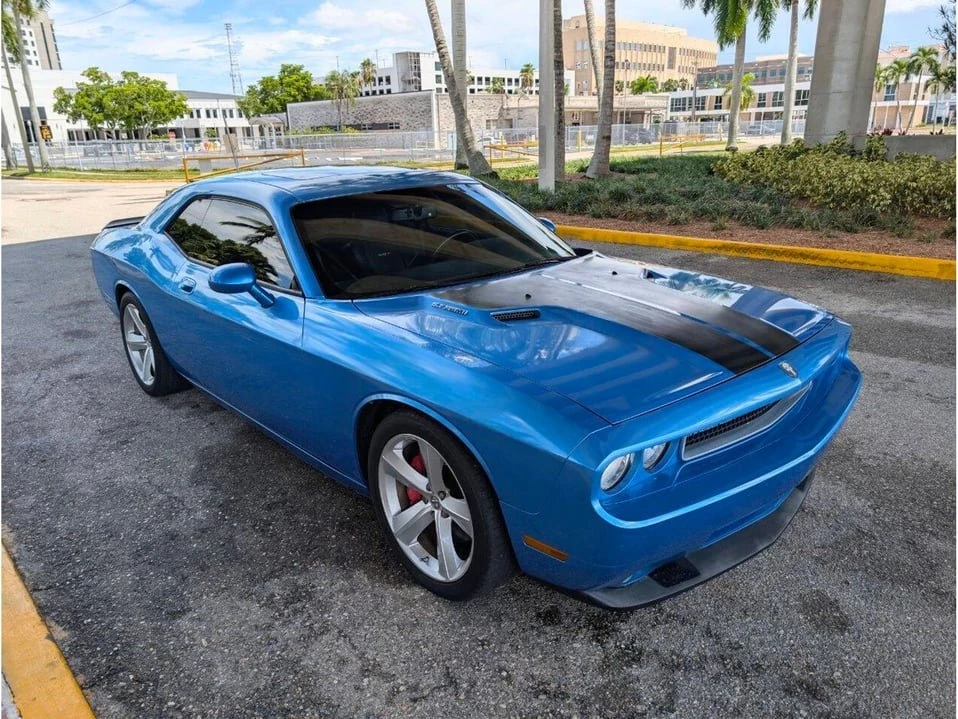 2010 Dodge Challenger 3rd Gen - Image 5 of 20