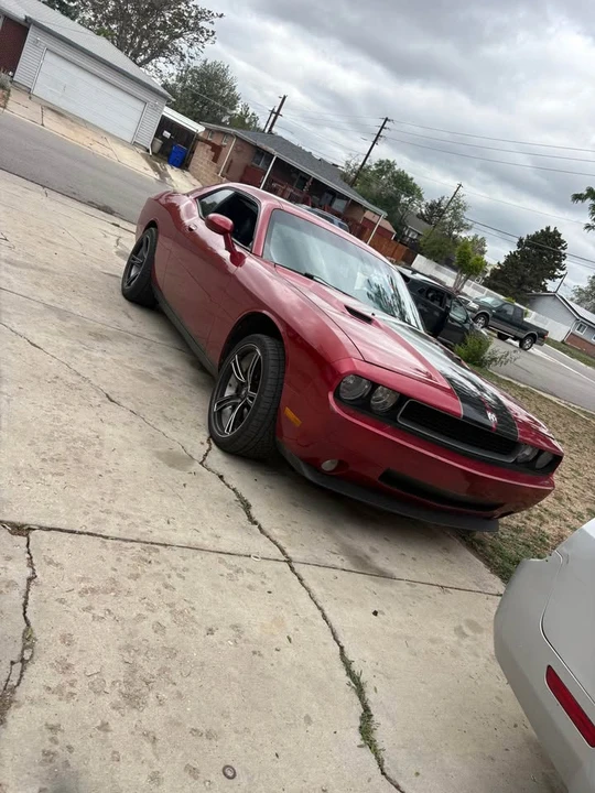2010 Dodge Challenger 3rd Gen - Image 3 of 7