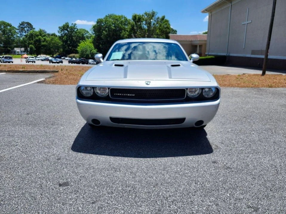 2010 Dodge Challenger 3rd Gen - Image 2 of 16