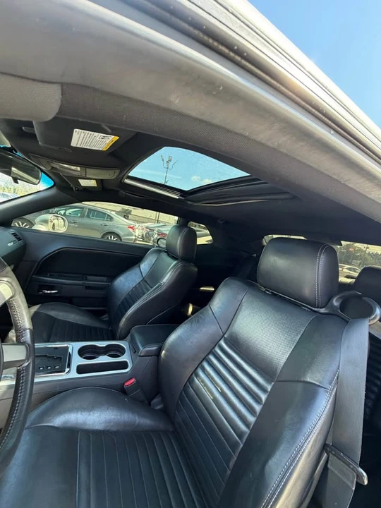 2010 Dodge Challenger 3rd Gen - Image 11 of 13