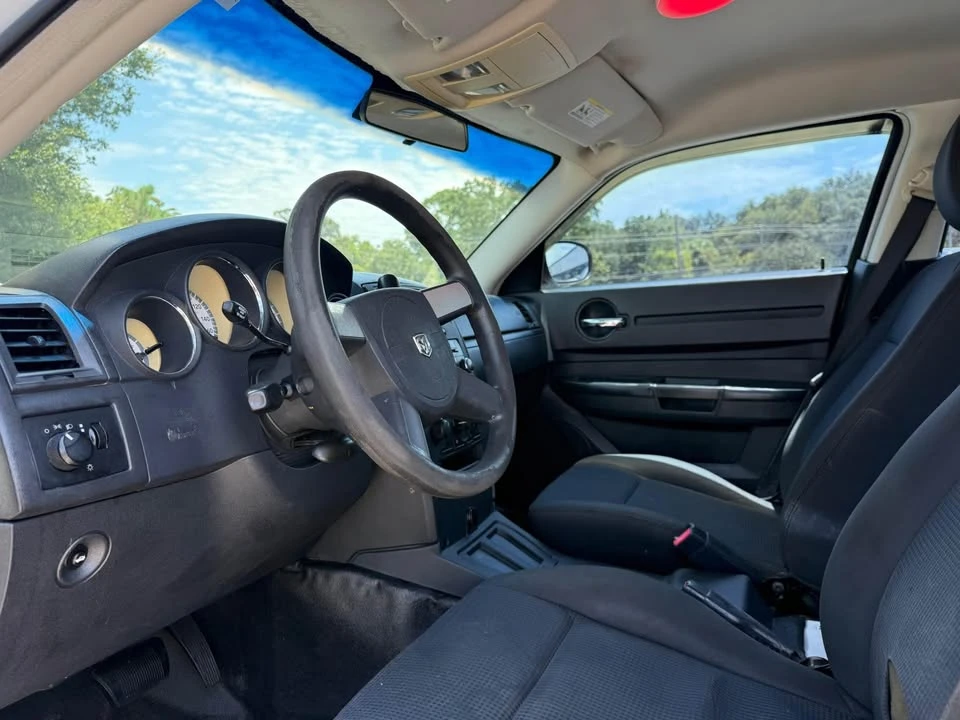 2010 Dodge Challenger 3rd Gen - Image 7 of 7