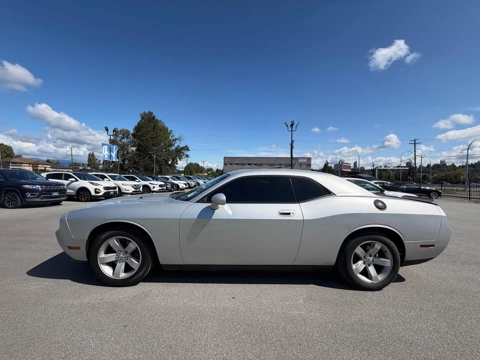 2010 Dodge Challenger 3rd Gen - Image 4 of 13