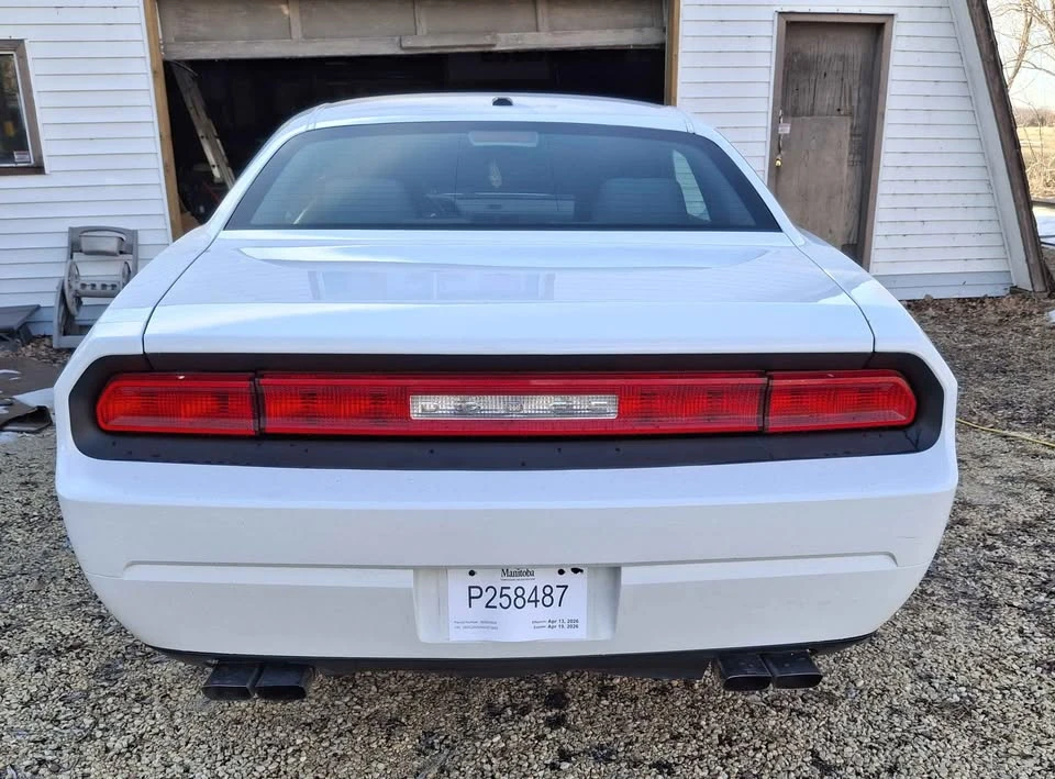2010 Dodge Challenger 3rd Gen - Image 11 of 14