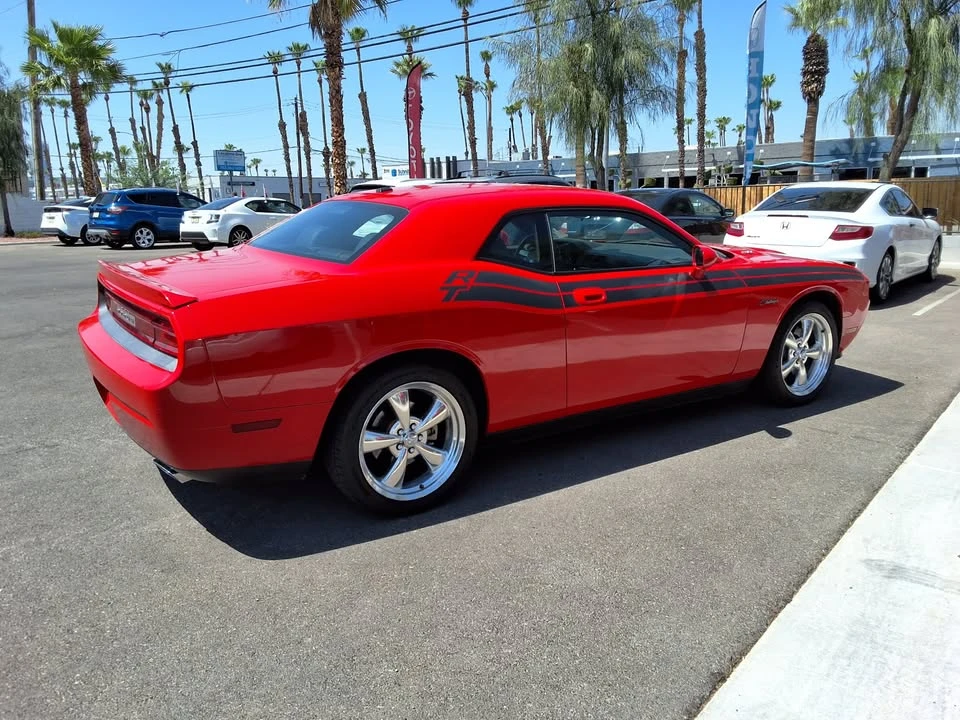 2010 Dodge Challenger 3rd Gen - Image 8 of 13