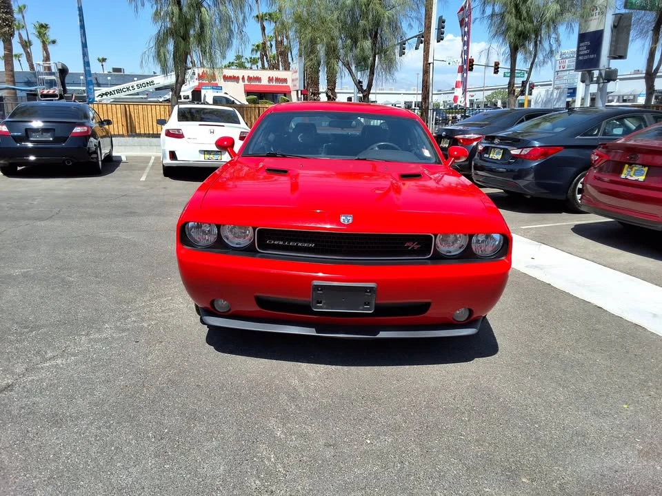 2010 Dodge Challenger 3rd Gen - Image 2 of 13