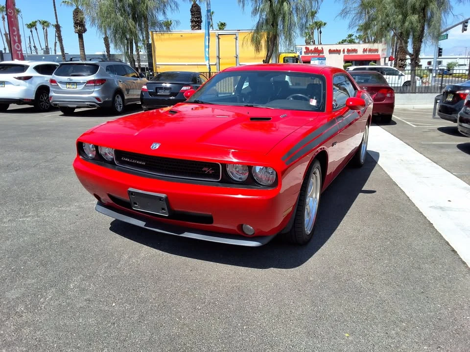 2010 Dodge Challenger 3rd Gen - Image 3 of 13