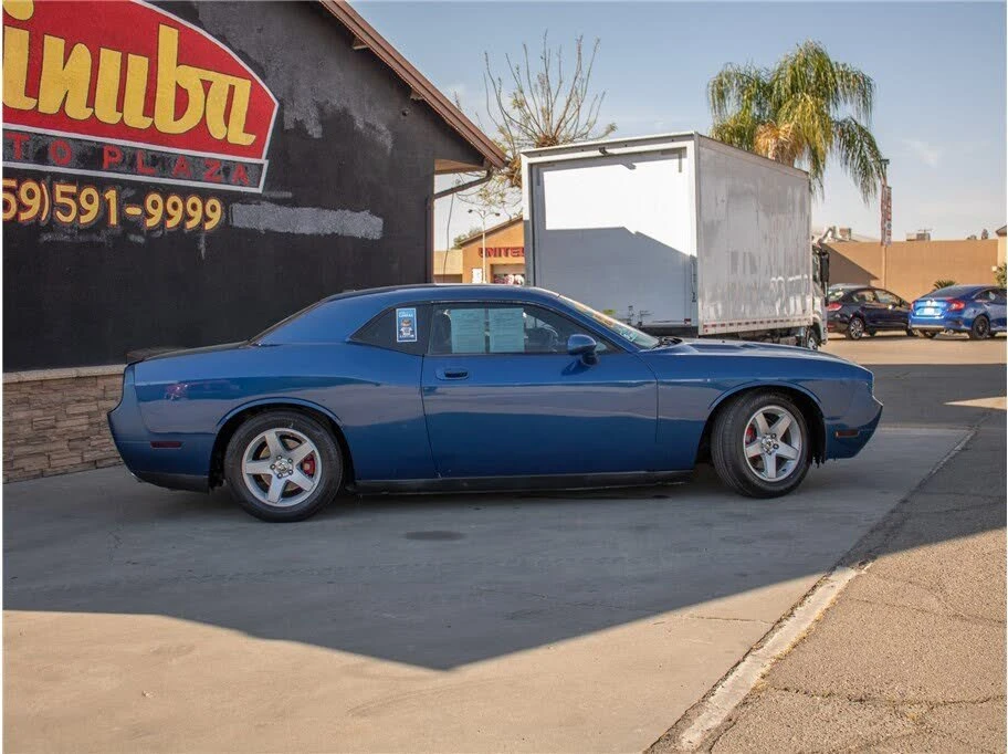 2010 Dodge Challenger 3rd Gen - Image 5 of 9