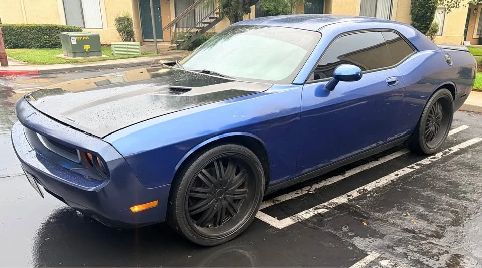 2010 Dodge Challenger 3rd Gen - Image 3 of 3