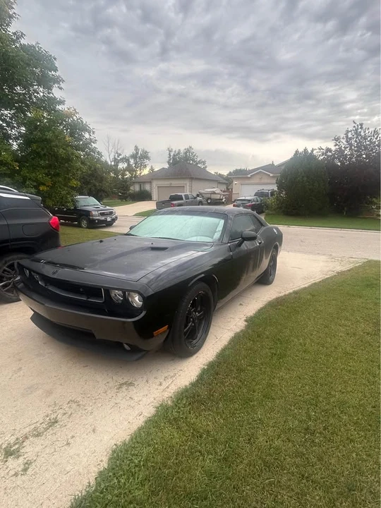 2010 Dodge Challenger 3rd Gen - Image 4 of 7
