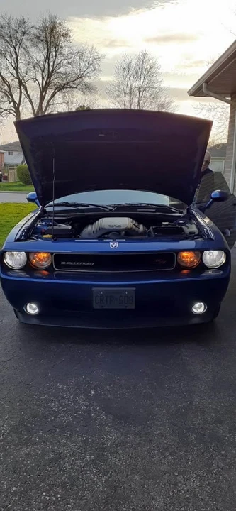 2010 Dodge Challenger 3rd Gen - Image 11 of 12