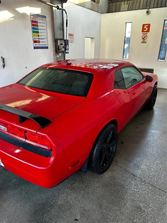 2010 Dodge Challenger 3rd Gen - Image 3 of 11