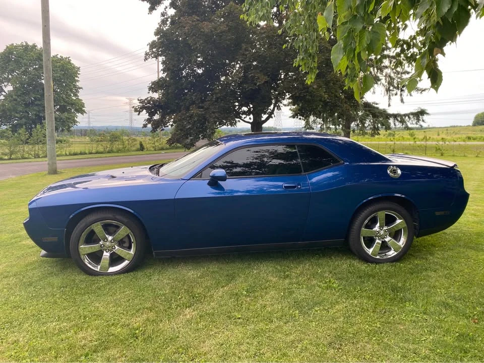 2010 Dodge Challenger 3rd Gen - Image 2 of 12