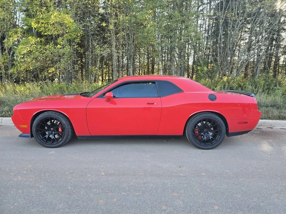2010 Dodge Challenger 3rd Gen - Image 3 of 7
