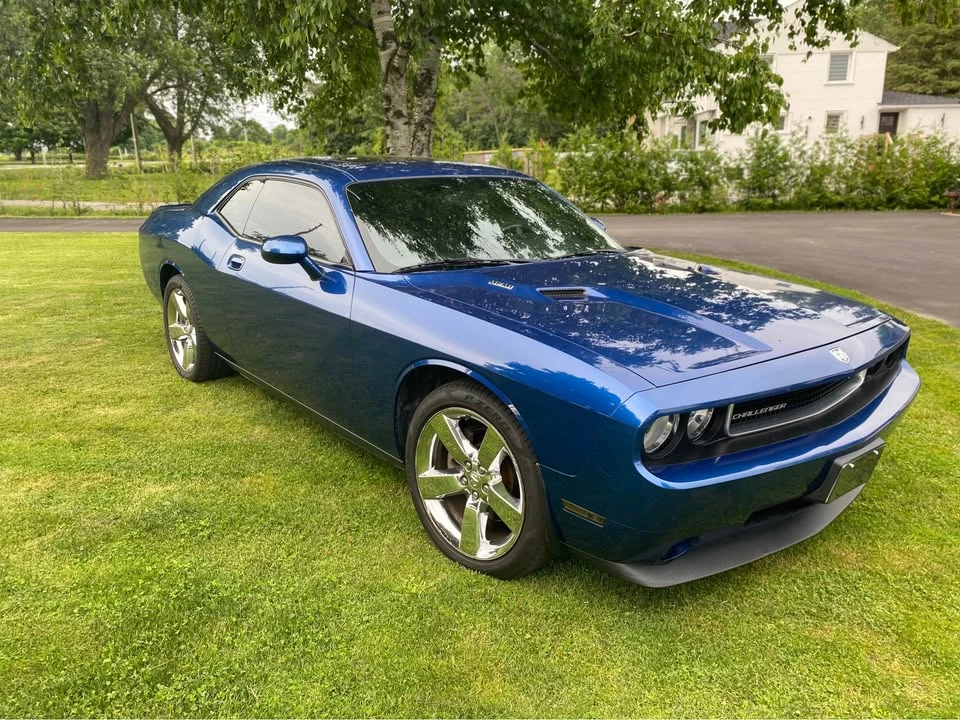 2010 Dodge Challenger 3rd Gen - Image 3 of 12