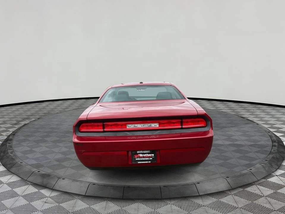 2010 Dodge Challenger 3rd Gen - Image 6 of 20