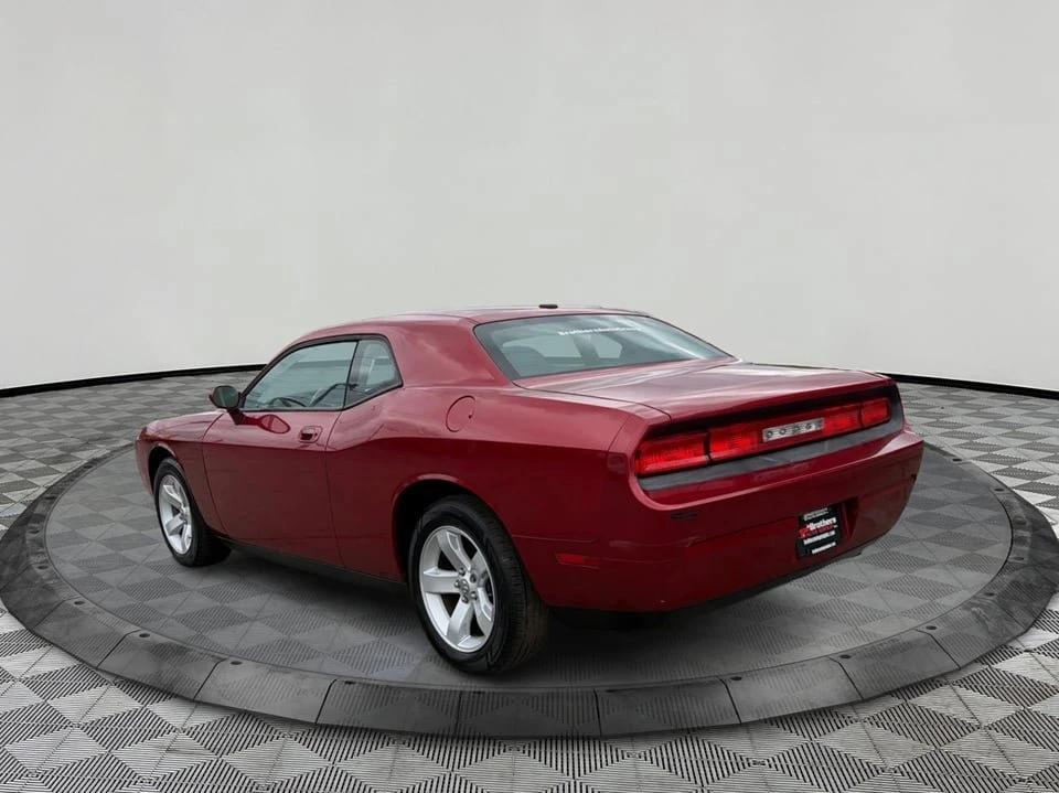 2010 Dodge Challenger 3rd Gen - Image 7 of 20