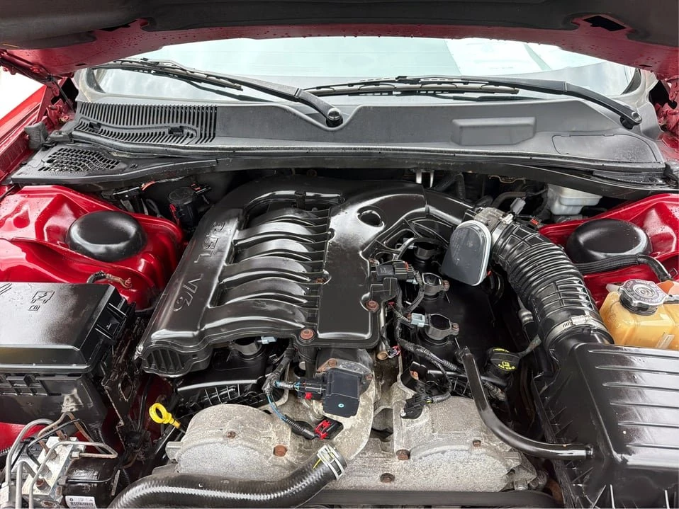 2010 Dodge Challenger 3rd Gen - Image 11 of 20