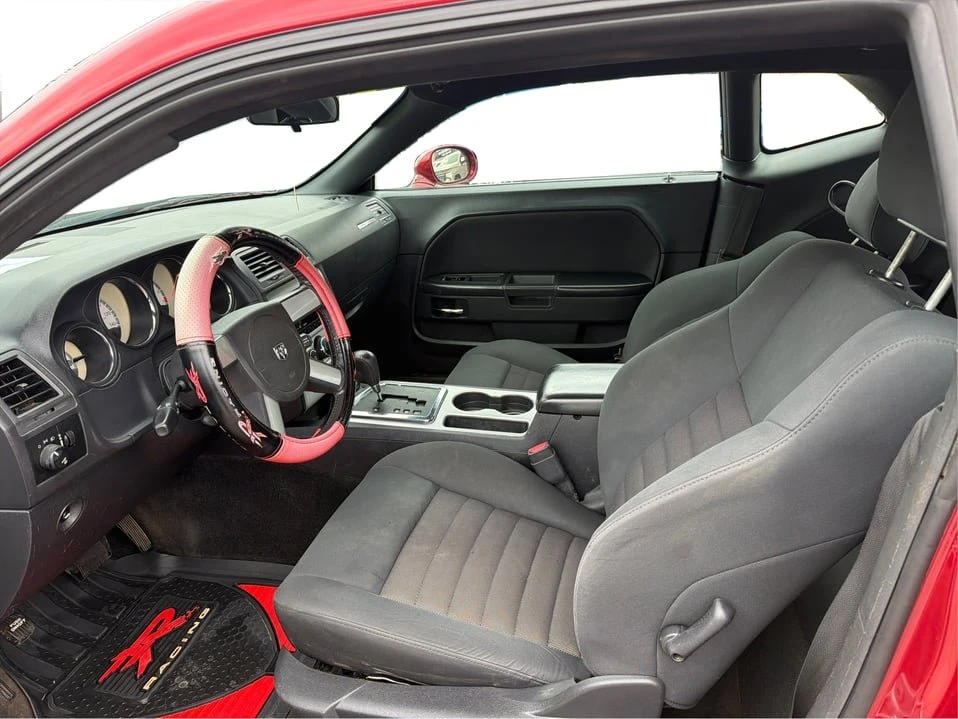 2010 Dodge Challenger 3rd Gen - Image 9 of 20