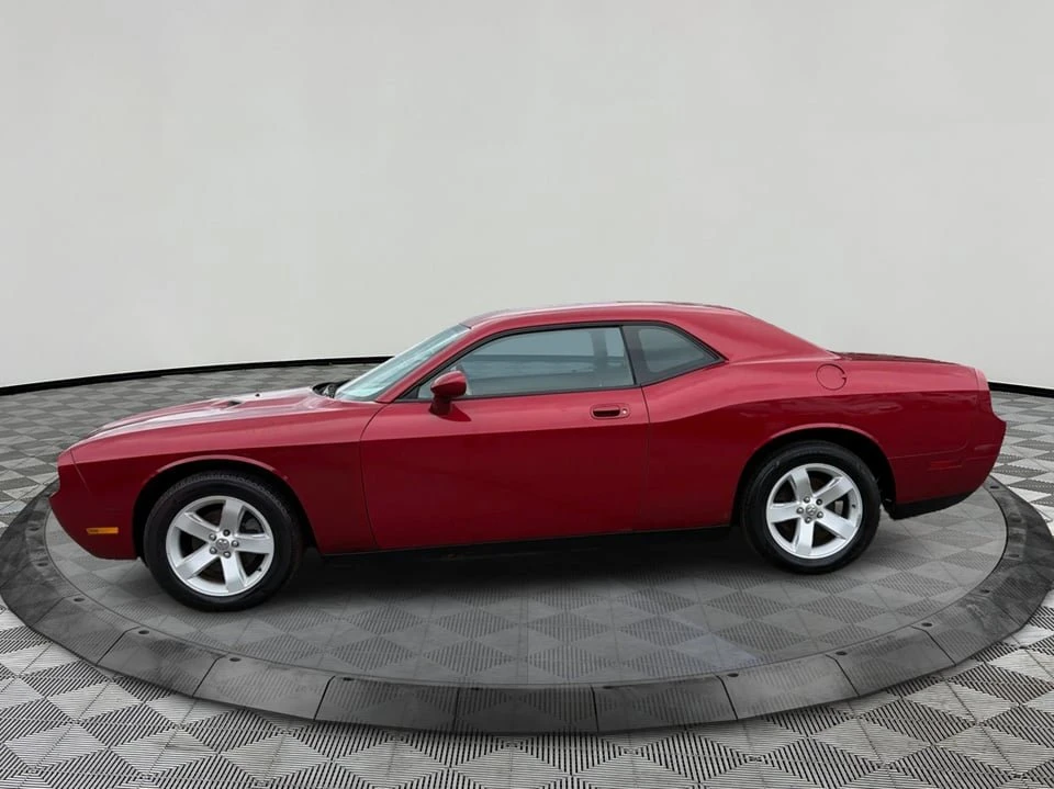 2010 Dodge Challenger 3rd Gen - Image 8 of 20