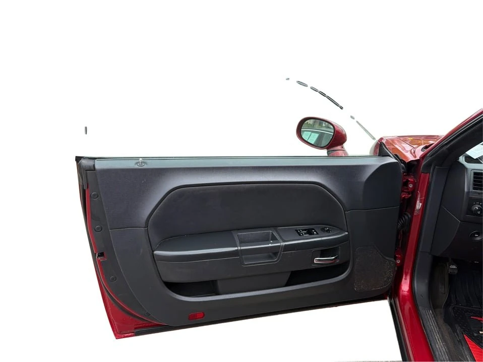 2010 Dodge Challenger 3rd Gen - Image 19 of 20