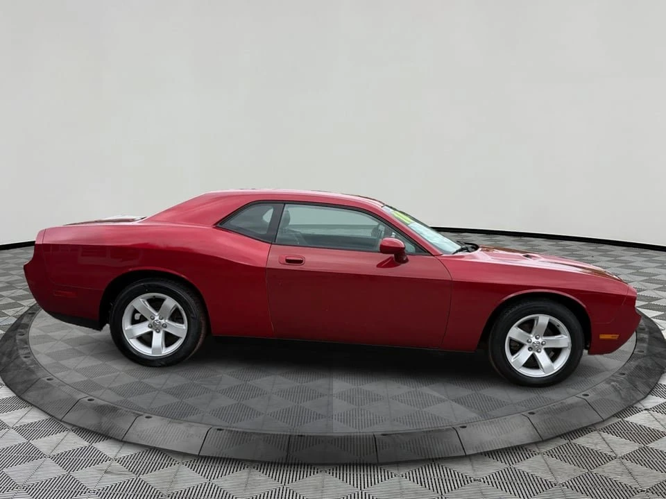 2010 Dodge Challenger 3rd Gen - Image 4 of 20